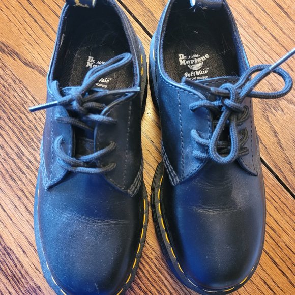 Doc Martens - Womens Size 6 - Brand New - Only worn twice inside - Picture 4 of 4